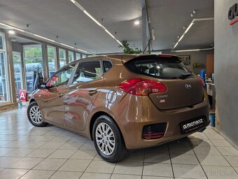 Kia Cee´d 1.4CRDi 66kW COMFORT, PDC, ČR - 18