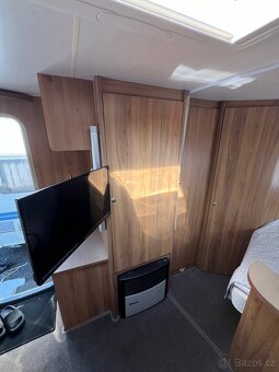 Bürstner Averso 465TS- Mover, předstan, tv - 18
