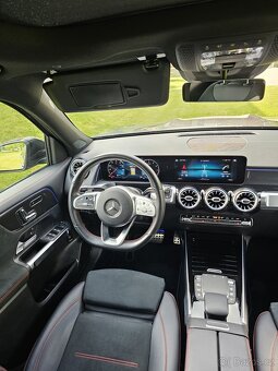 Mercedes-Benz GLB 250 AMG 4M - 18