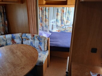 Obytný karavan Caravelair - 18