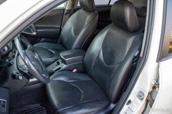 TOYOTA RAV4 2.2l D-CAT 110kW Premium 2011 - 18
