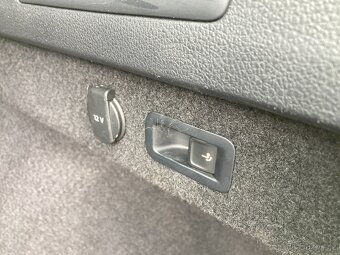 PASSAT,2.0TDI,110KW,MAN,2016,VÝHŘ,NAVI,DIGI,TZ,PLNÝ SERVIS - 18