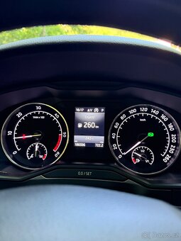 Superb 2.0 automat 2018 rok najeto 185 kilometrů - 18