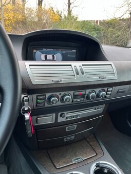 BMW E65 740i SPORT,2006,XENON,KŮŽE,TAŽNÉ,HARTGE R20,PĚKNÝ - 18