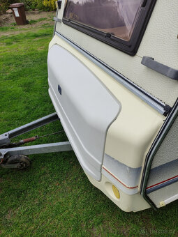 Karavan Burstner Club 3911 676kg - 18