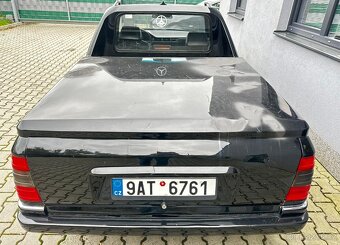 Mercedes-Benz W124 300E/24 PICK-UP - 18