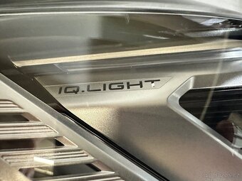 VW Multivan T7 pravý full led - 18