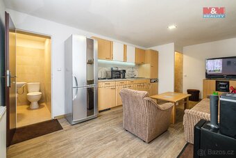 Prodej rodinného domu, 367 m², Březová, ul. Okružní - 18