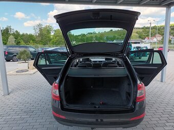 Škoda Octavia 2,0 TDI,ELEGANCE,SERVIS,TAŽNÉ - 18