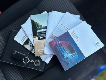 Volkswagen Transporter 6.1 Kombi KR 2.0 TDI 110kw top stav - 18