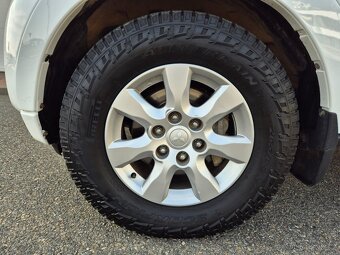 MITSUBISHI PAJERO 3.2DiD 140KW 2016  1 MAJITEL XENON 7 MÍST - 18