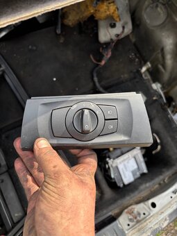 Prodám náhradní díly z bmw e91 320d 120kw - 18