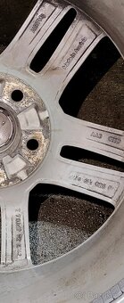 AUDI A6 2.4 V6 Multitronic - 18