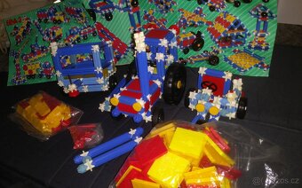 Retro kostky TOFA Abeceda Chemoplast,Tatra stavebnice Seva A - 18