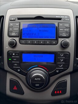 Hyundai i30 1.4i 80KW Blue Drive, Senzory, Výhřev, Tempomat - 18