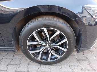 VW Passat B8 2.0TDI 110kW DSG Matrix LED Tažné ACC DAB ERGO - 18