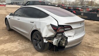 Tesla Model 3 USA - 18