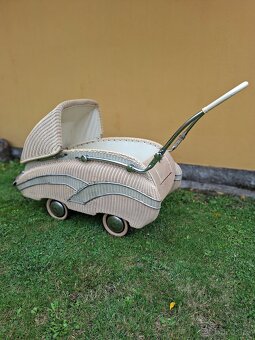 Proutěný kočárek pro miminko č.  718 - 18