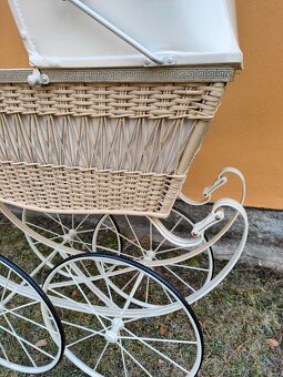 Starožitný kočárek pro panenky č. 910 - 18