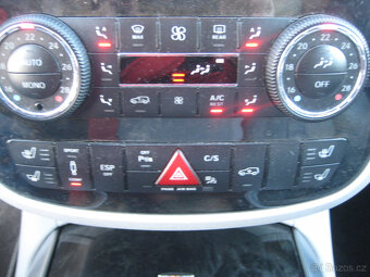 MERCEDES-BENZ R 320 CDi 4-MATIC SERVISKA - 18