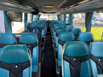 Mercedes-Benz Tourismo RHD 16 - 18