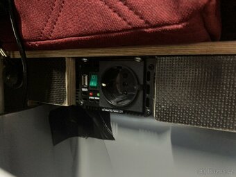 Ford transit obytná dodávka - 18