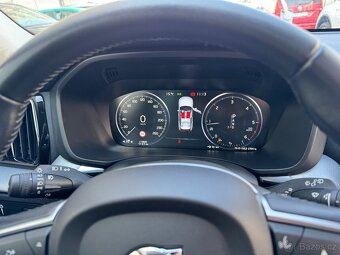 Volvo XC60 2.0 AWD 140kW Geartronic Panorama Kamera Tažné - 18