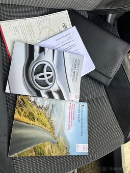 Toyota Auris 1.8i HYBRID, model 2019, naj.94xxx km - 18