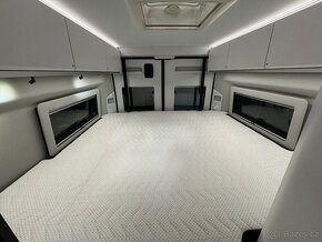 ADRIA TWIN 640 SGX, 180 PS, AUTOMAT 8 st., obytná vestavba - 18