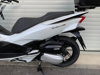 Honda PCX 125 LED, SUPER STAV - 18