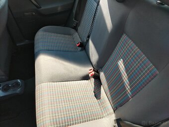 Prodám Volkswagen Polo 1.4 mpi v pěkném stavu - 18