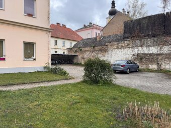 Krásný podkrovní byt - 18