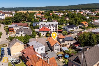 Prodej bytu 2+kk (85m2)  s terasou a předzahrádkou 130 m2 -  - 18