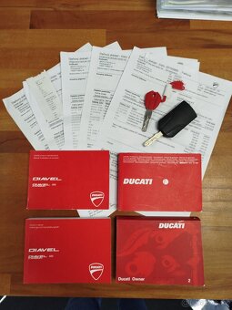 Ducati Diavel Carbon Red, ČR, DESMO, NAVIGACE, LADĚNÝ VÝFUK - 18