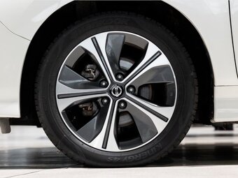 Nissan Leaf Tekna 40 kWh 360 Kamera LED Navi  62353km, DPH - 18