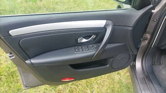 Renault Laguna 3 2.0 TDci 110kw - 18