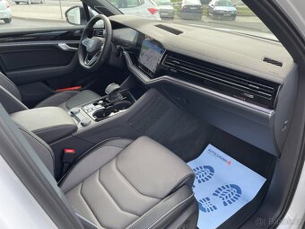 Volkswagen Touareg 3.0 TDi V6/210kW - R-LINE - 18