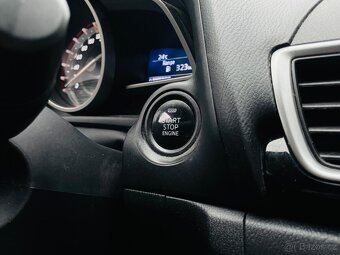 Mazda 3 1.5i 74KW BENZÍN MANUÁL KLIMA - 18