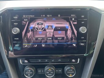 VOLKSWAGEN PASSAT 2,0 TDI 110 KW DSG NAVI DPH - 18
