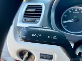 Škoda Fabia 1.4i 16V 63kw TAŽNÉ Výhřev SENZORY Tempomat - 18