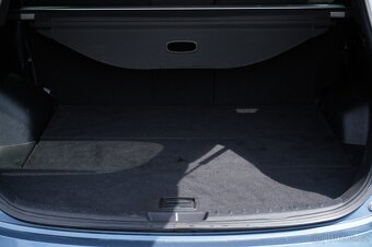 Hyundai Santa Fe 2.2 CRDI 147 kW, Tažné, Kamera, Keyless - 18