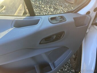 Ford Transit, 2,2TDCI 74kW L2H2 9míst - 18