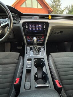 Volkswagen Passat, 2.0 TDI DSG ELEGANCE, ČR dph - 18