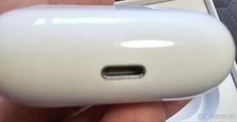 Originál Apple AirPods MLWK3TY/A - 18