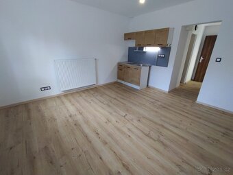 Prodej rodinného domu 92 m², pozemek 340 m² Dolní - 18