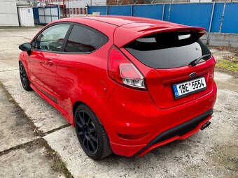 Ford Fiesta ST - 18