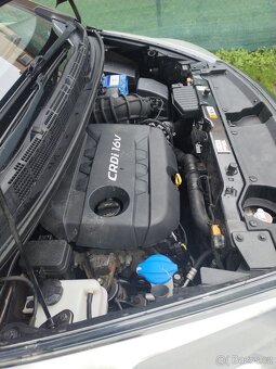 Kia Carenc 1.7 CRDi.100kw-Koup.CR,CEBIE,SERVISKA - 18