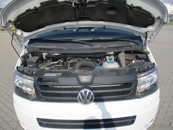 VW TRANSPORTER 2,0TDI 84kw LONG 5míst Tažné 2013 DPH - 18