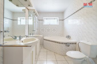 Prodej rodinného domu, 181 m², Loket, ul. ČSA - 18