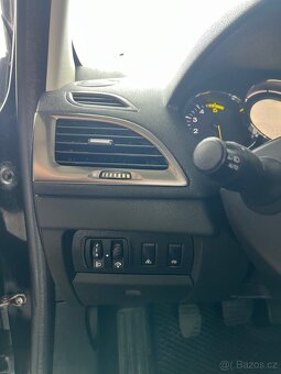 Renault Megane 2013 - 18
